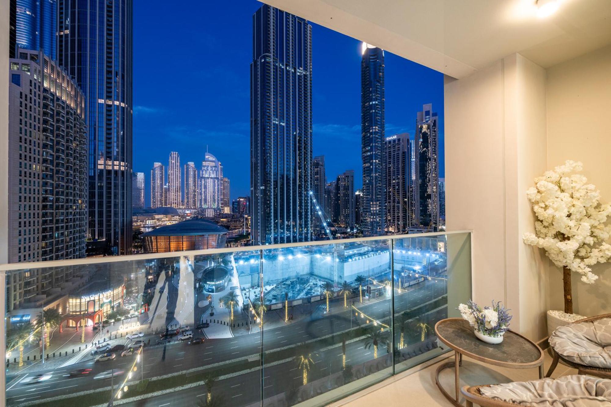 Appartamento 3 Bedrooms Tower 1- Downtown Skylight Dubai