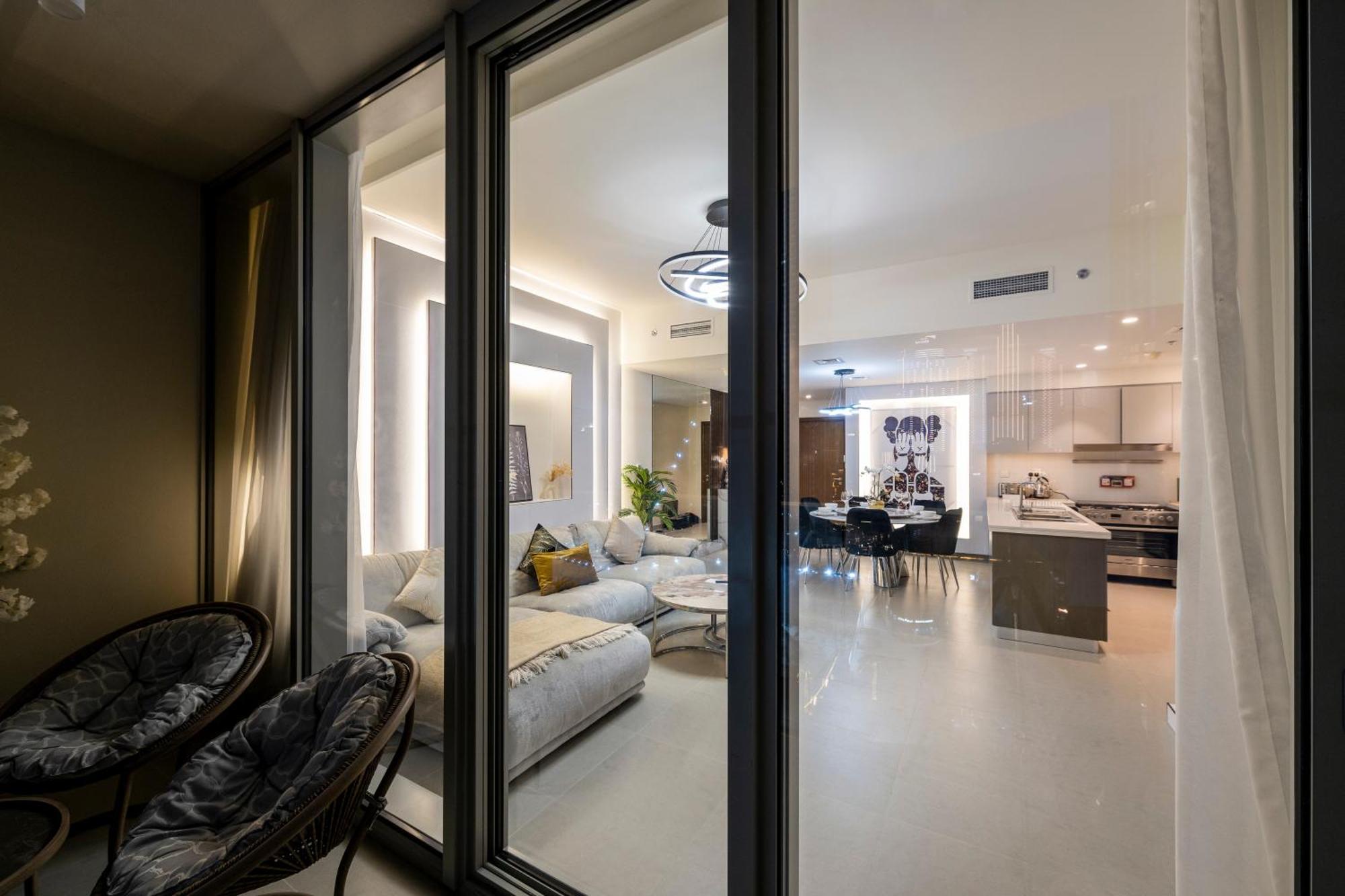 Appartamento 3 Bedrooms Tower 1- Downtown Skylight Dubai
