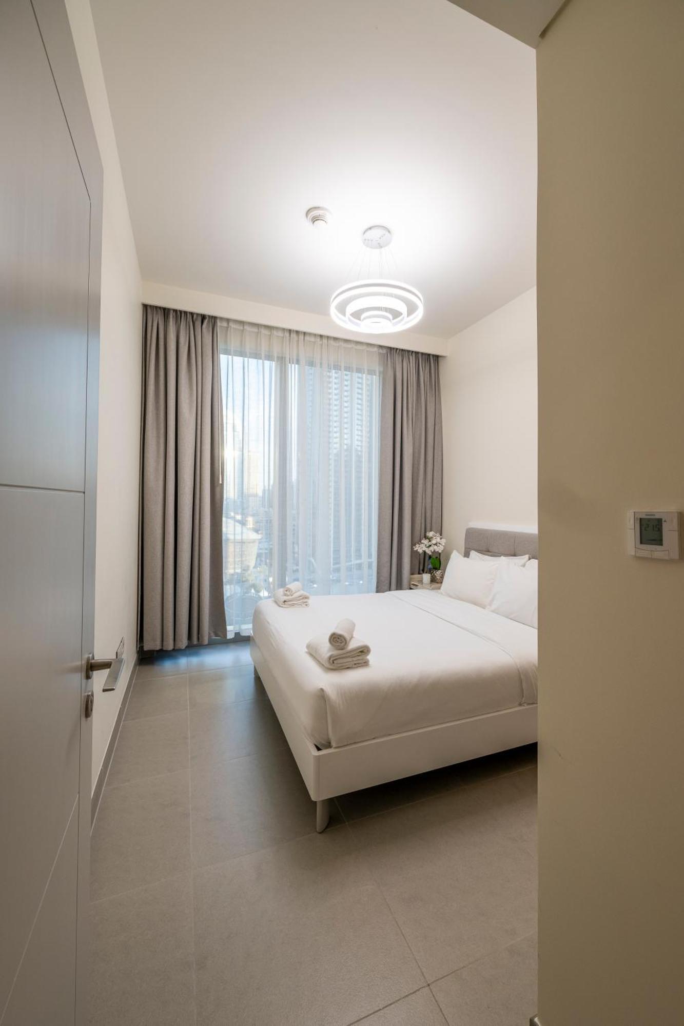 3 Bedrooms Tower 1- Downtown Skylight Appartamento