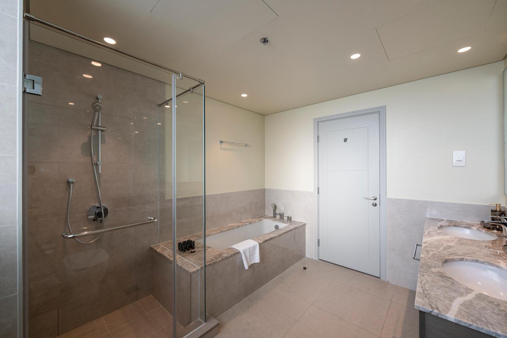 3 Bedrooms Tower 1- Downtown Skylight Appartamento *