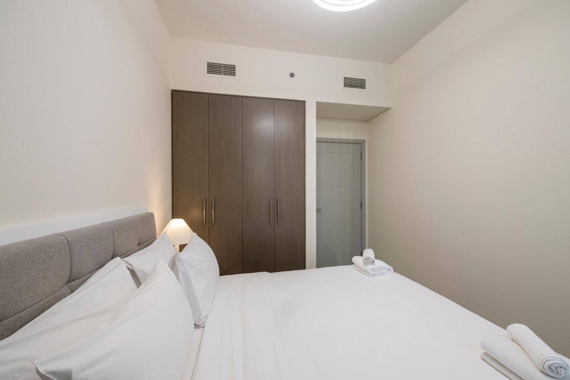 3 Bedrooms Tower 1- Downtown Skylight Appartamento