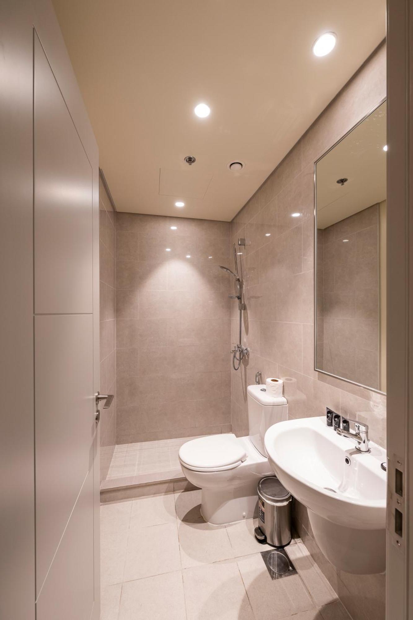 Appartamento 3 Bedrooms Tower 1- Downtown Skylight Dubai